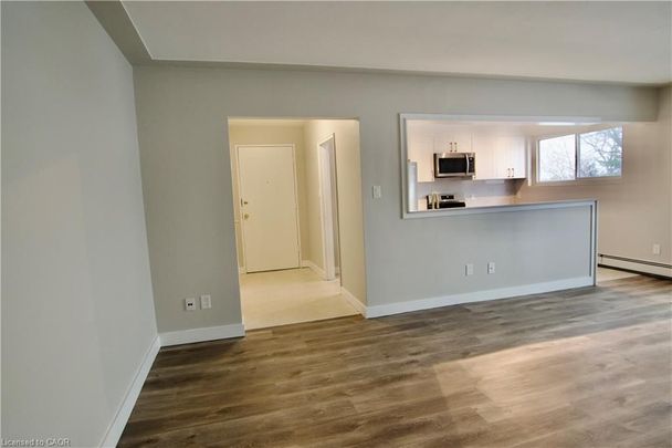 For Lease - 122 SIXTH Avenue Unit# 304, Kitchener, Ontario - Photo 1