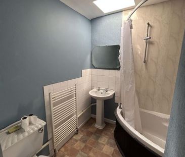 2 bedroom terraced house to rent - Photo 6