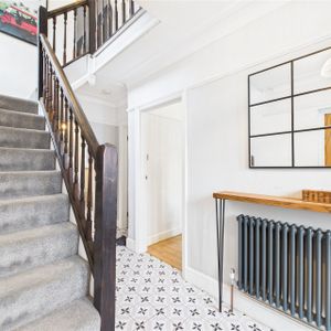 Henley Road, Reading Henley Road, Reading - Photo 2