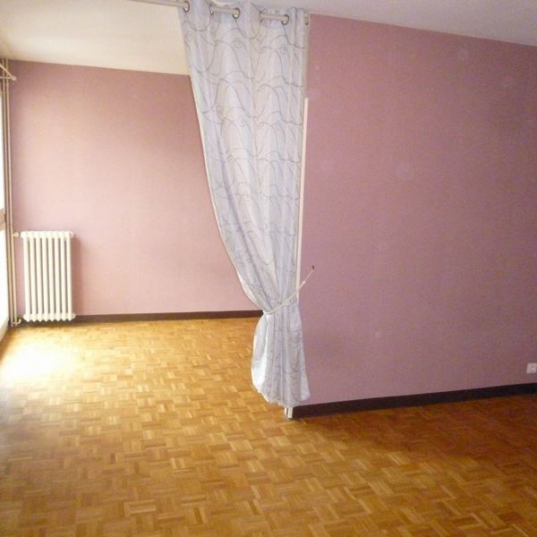 Location Appartement 1 pièce 37m² BOZOULS 12340 - Photo 2