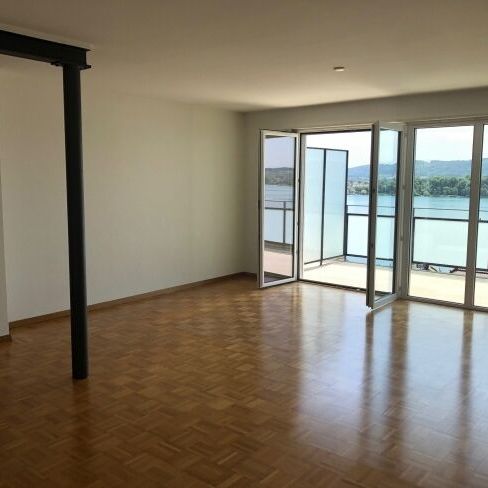 Distant views of Lake Biel – your new home - Photo 1