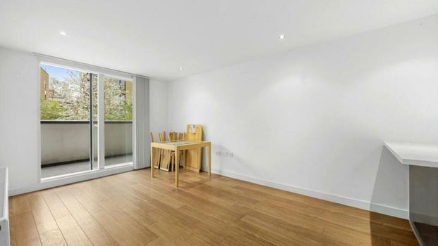 1 bedroom flat to rent - Photo 1