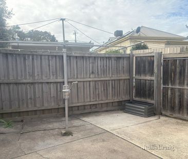 2 Laverton Street, Williamstown - Photo 1