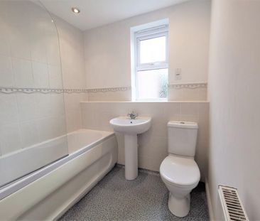 Hollands Road, Northwich - Photo 5