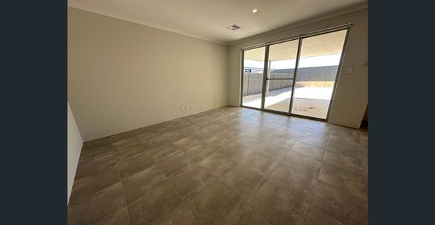 Modern Coastal Retreat - Photo 1