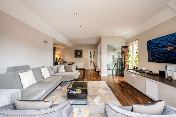 Redington Road, Hampstead, London, NW3 - Photo 1