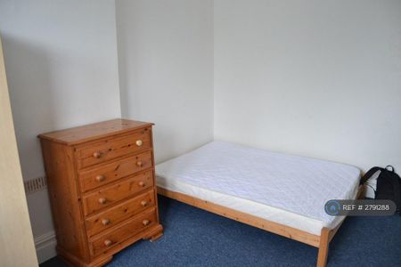 5 bedroom terraced house to rent - Photo 5