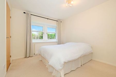 4 Cults Court, AB15 9SZ, Aberdeen - Photo 3