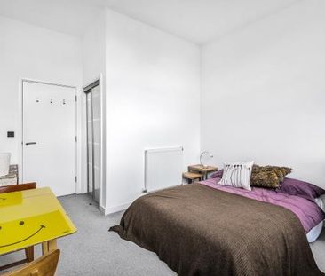 2 bedroom flat to rent - Photo 6