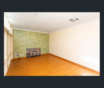 3 BEDROOM HOME ON HAZEL GROVE! - Photo 1