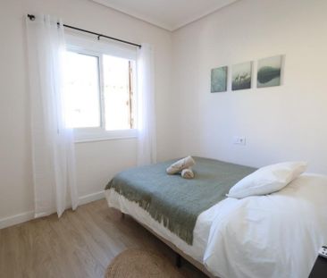 Apartamento en alquiler en Los Balcones. Los Altos del Edén, Torrevieja - Foto 4