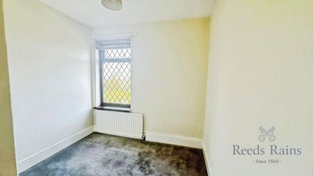 3 bedroom terraced house to rent - Photo 2