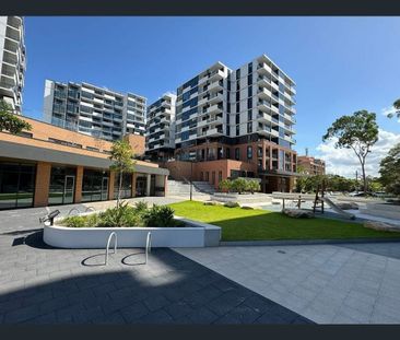 Modern One Bedroom Apartment READY TO GO - Photo 3