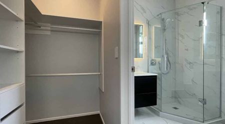 Spacious 4BR Home with Modern Comforts - Photo 3