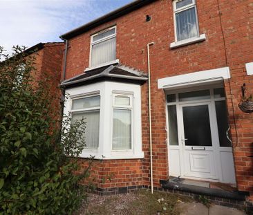 3 bedroom terraced house to rent - Photo 6