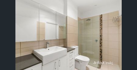 Expansive and Light Filled Home in Prime Burnley Location - Photo 2