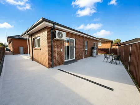 51A St Kilda street, St Johns Park NSW - Photo 5