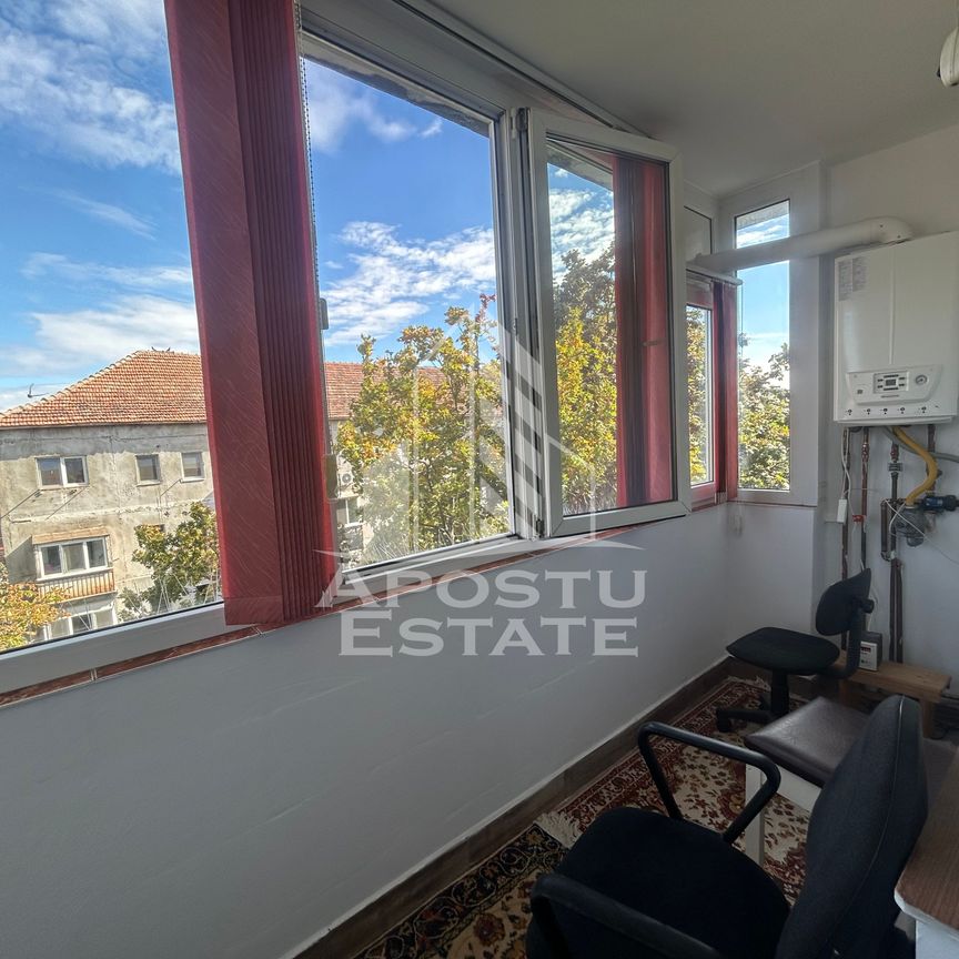 Apartament cu 2 camere de inchiriat, centrala proprie, zona Dambovita - Photo 1