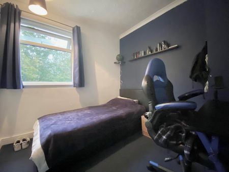 3 bedroom terraced house to rent - Photo 5