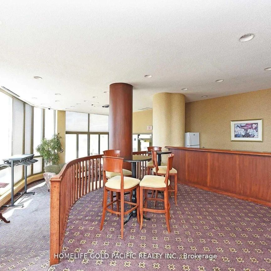 1055 Bay Street #1216 - Photo 1