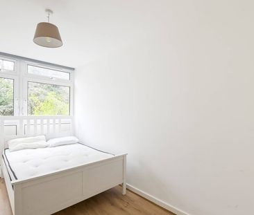 Room in a Shared House, St. James's Crescent, SW9 - Photo 4