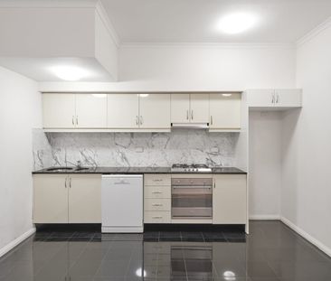 ""Stylish 1-Bedroom Apartment in Glebe, Outstanding Inner-City Loca... - Photo 5