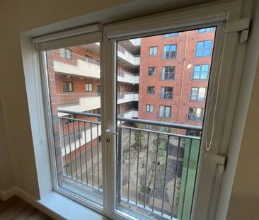 308 College Court Central, Belfast BT1 6BF - Photo 1