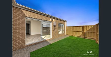 A Four Bedroom Modern Sanctuary !! - Photo 4