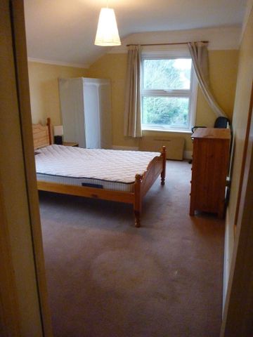 BEDROOM 1- LARGE DOUBLE WITH PATIO DOORS TO GARDEN - Photo 4