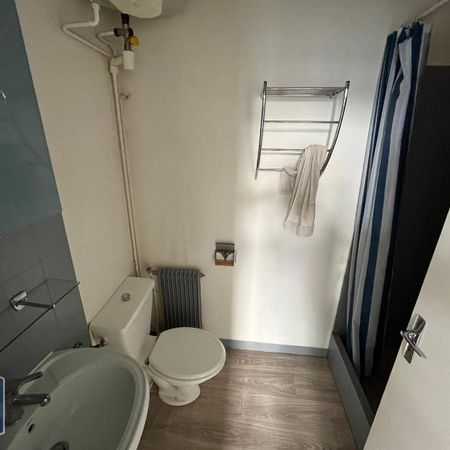 Location Appartement 1 pièce 20m² POITIERS 86000 - Photo 3