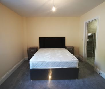 Clews Views, Heathfield, Mount Pleasant, Swansea. SA1 6AL - Photo 5