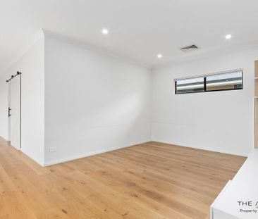 Spacious Modern Family Home in Prime Wellard Location - Photo 1