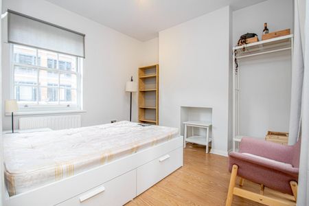 3 bedroom Flat To Let - Photo 4