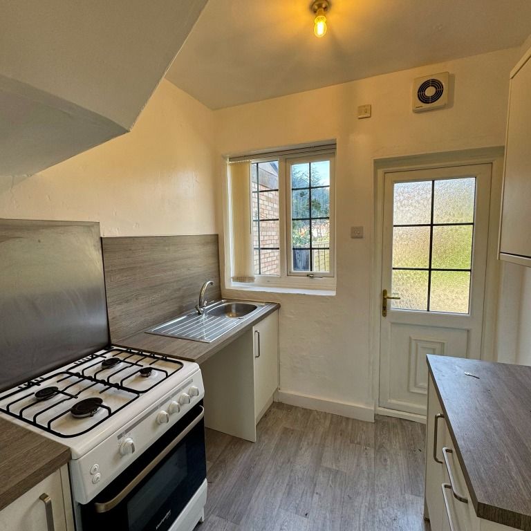 Edgemoor Drive, Fazakerley, Liverpool, L10 - Photo 1