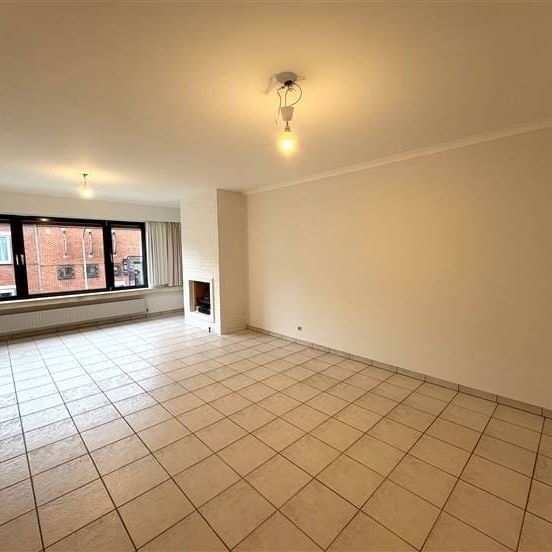 Appartement te huur - Photo 1