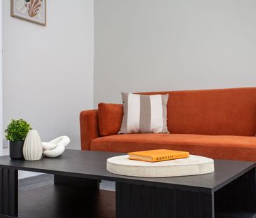 John Street - Photo 2