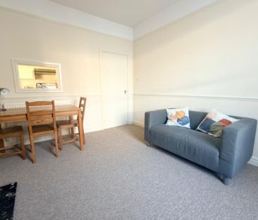 High Street - Photo 1