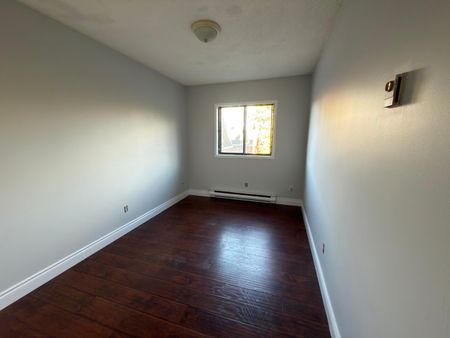 For Lease - 155 Colborne Street Unit# 8, Oshawa, Ontario - Photo 5