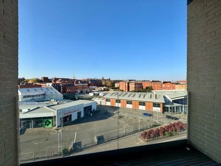 2 bedroom flat to rent - Photo 3