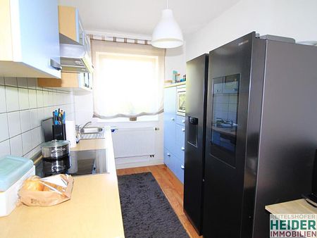 3 Zi-Wohnung mit Durchgangszimmer und Südbalkon im südlichen Stadtbereich - Foto 2