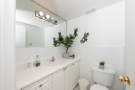 Deluxe Room - Regency - Photo 4