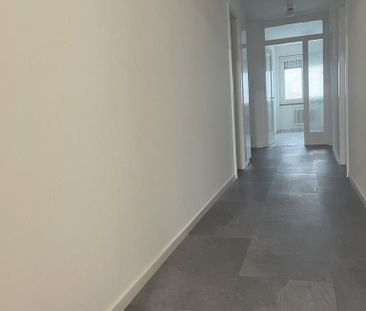 GROSSZÜGIGE WOHNUNG NÄHE STEDTLI LAUFEN - Foto 5