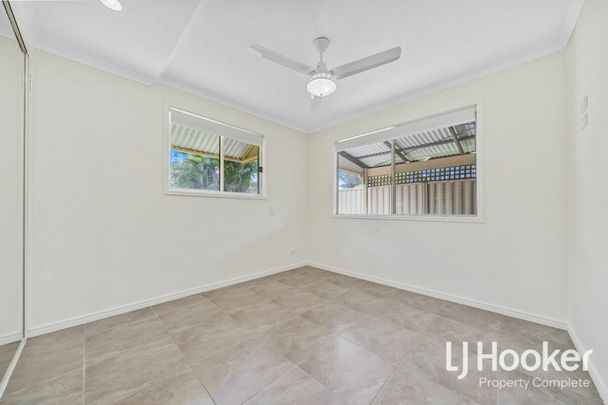 Conveniently Located Villa - Photo 1