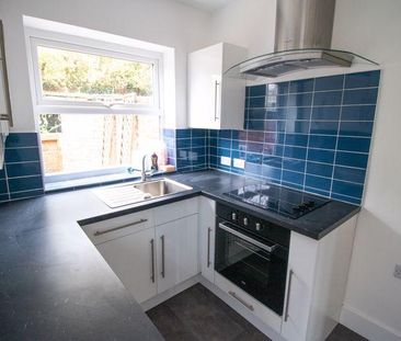 2 bedroom terraced house to rent - Photo 5