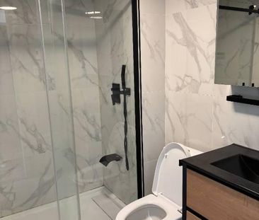 Studio rénové à louer – NDG / Métro Vendôme - Photo 4