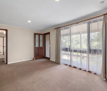 86 Rolling Hills Road, Chirnside Park - Photo 3
