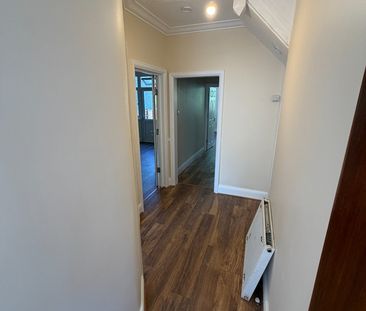 2 Bed Flat, Hallswelle Road, NW11 - Photo 1