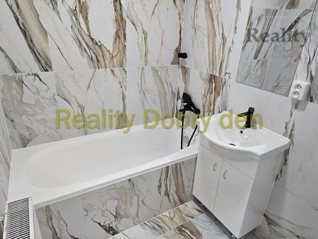 Pronájem bytu 3+1 67 m2 - Fotografie 5