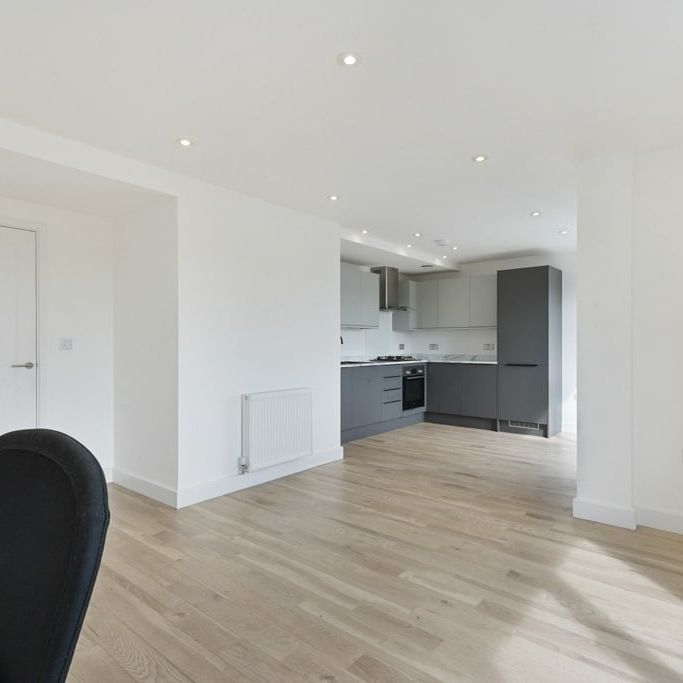 Windmill Lane, Hanwell - Photo 1