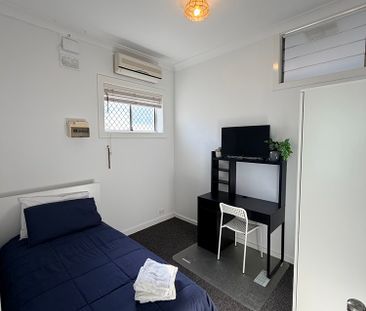 12-bedroom shared house, Hawker Street - Photo 4